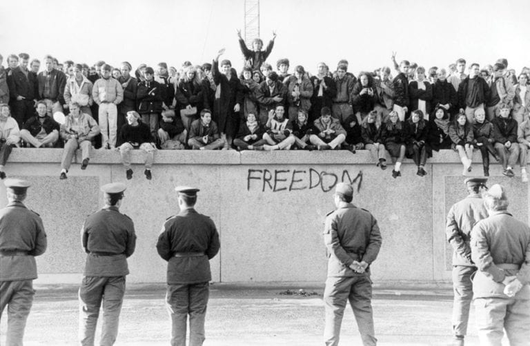 Y el muro cayó